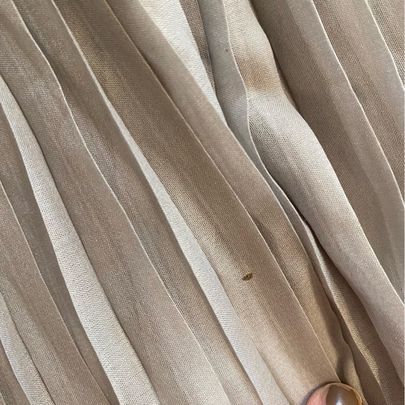 Abercrombie & Fitch Gray Pleated Skater Skirt - Picture 8 of 10